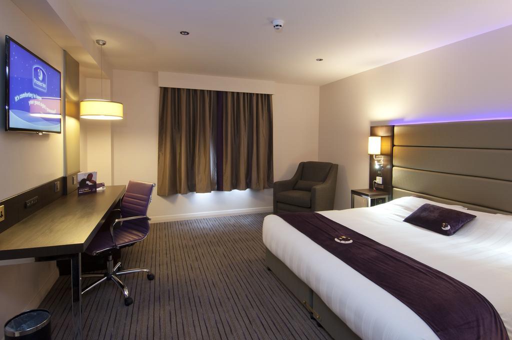 Premier Inn Dundee Centre Exterior foto