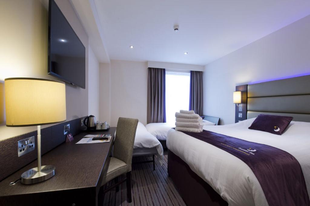 Premier Inn Dundee Centre Exterior foto